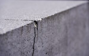 concrete-cracks-1206185672-300x190
